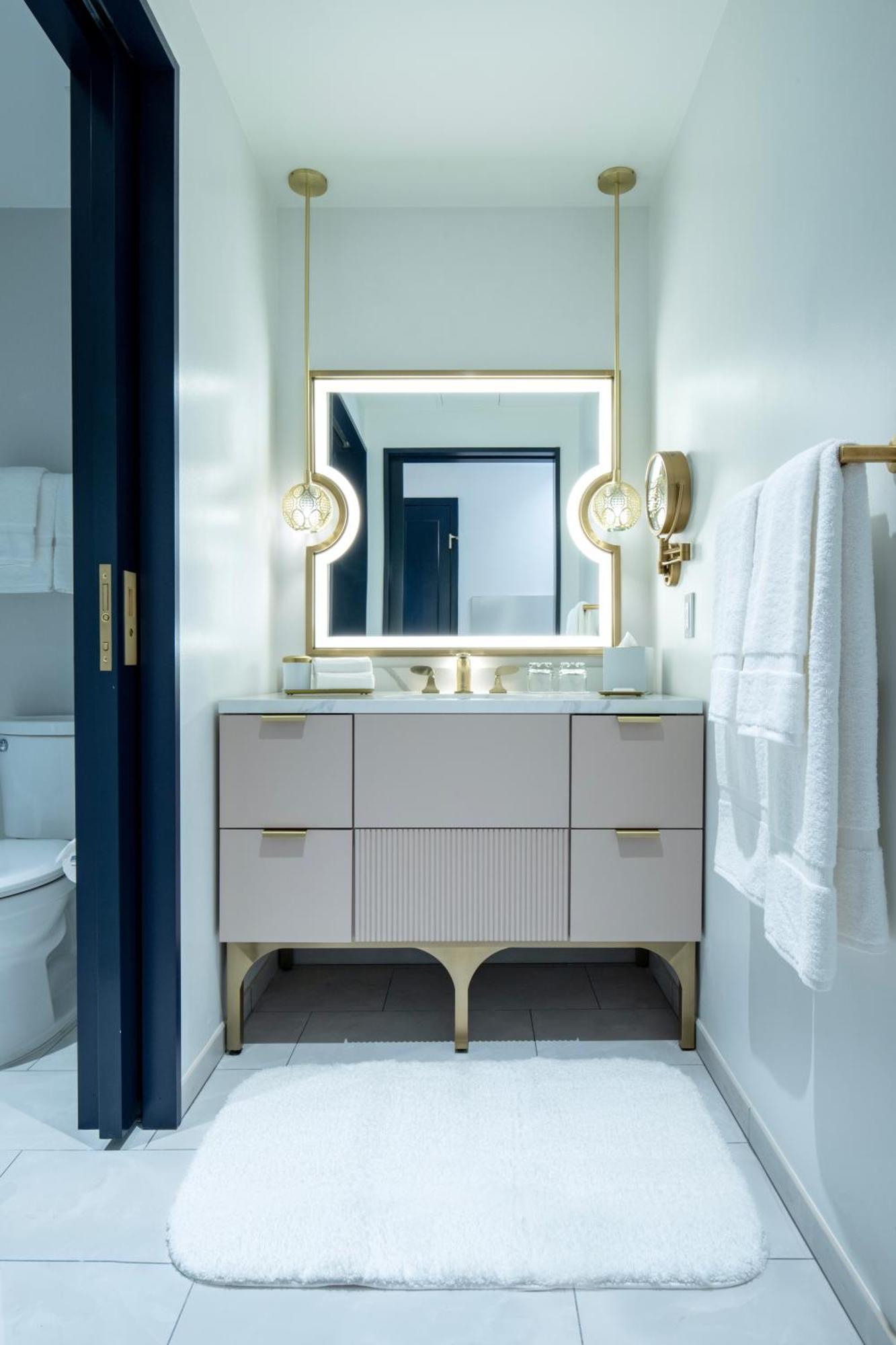 Universal'S Helios Grand Hotel, A Loews Hotel Williamsburg エクステリア 写真